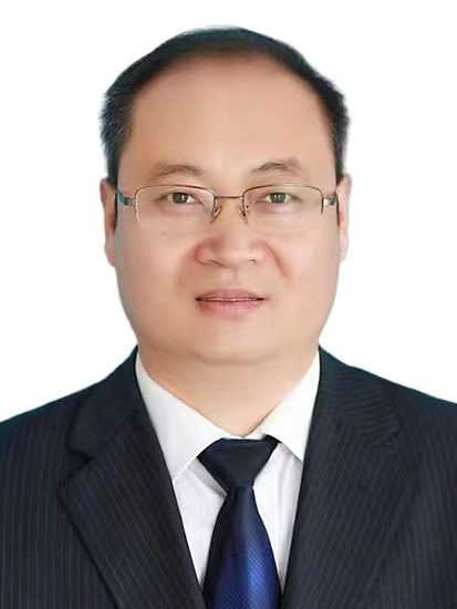 校长照片.jpg